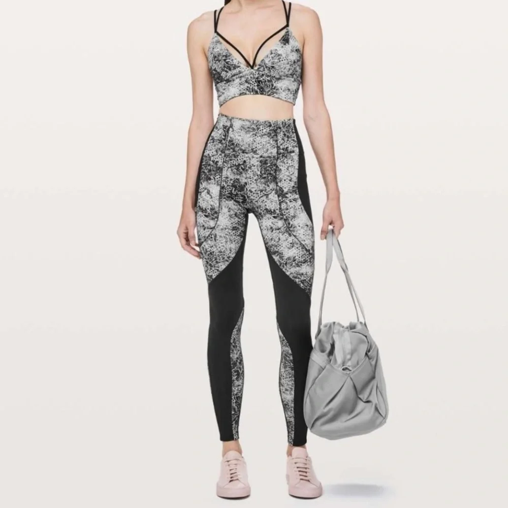 Lululemon Sweat & Repeat Tight High Rise Floral Serigraph Starlight Legging - Picture 5 of 7
